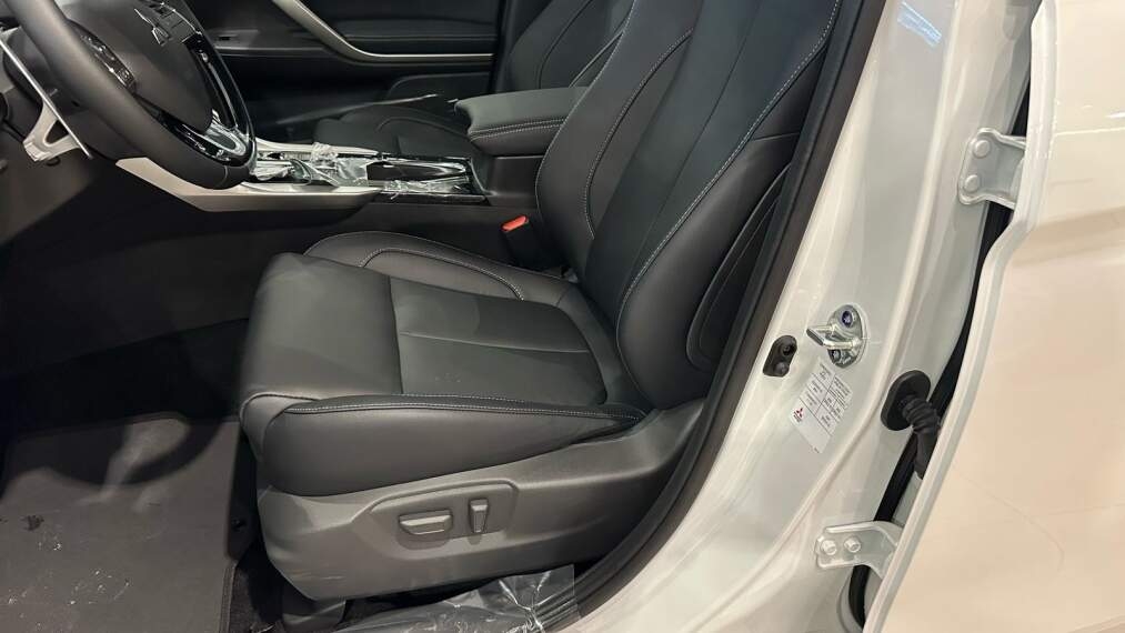 Mitsubishi-ECLIPSE CROSS-1.5 MIVEC TURBO GASOLINA HPE CVT