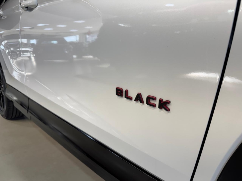 Mitsubishi-ECLIPSE CROSS-1.5 MIVEC TURBO GASOLINA HPE BLACK CVT