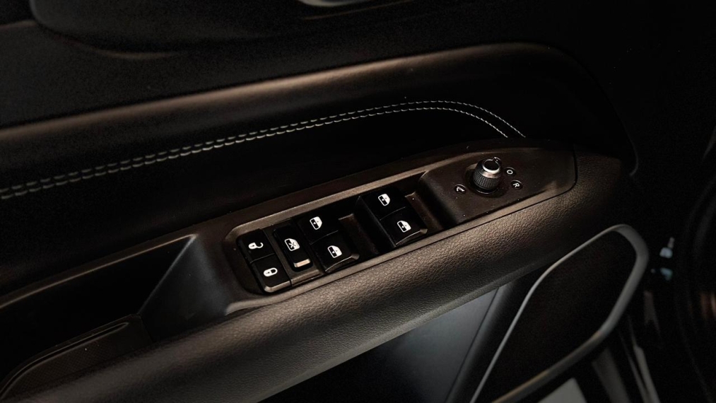 Jeep-COMPASS-1.3 T270 TURBO FLEX LONGITUDE AT6