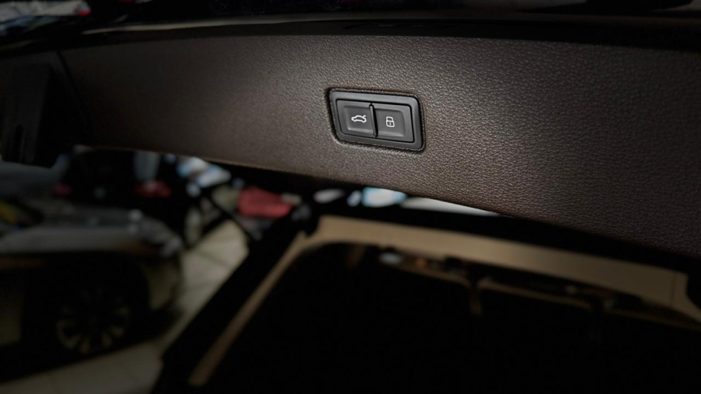 Audi-Q7-3.0 TFSI AMBITION V6 24V GASOLINA 4P TIPTRONIC