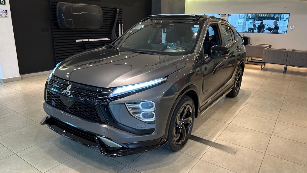 Mitsubishi-ECLIPSE CROSS-1.5 MIVEC TURBO GASOLINA HPE-S BLACK S-AWC CVT