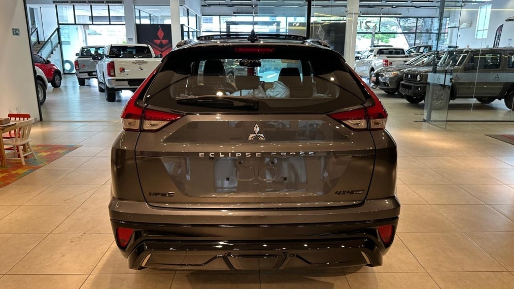 Mitsubishi-ECLIPSE CROSS-1.5 MIVEC TURBO GASOLINA HPE-S BLACK S-AWC CVT