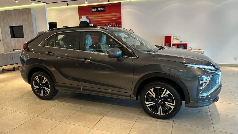 Mitsubishi-ECLIPSE CROSS-1.5 MIVEC TURBO GASOLINA HPE CVT