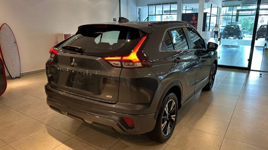 Mitsubishi-ECLIPSE CROSS-1.5 MIVEC TURBO GASOLINA HPE CVT