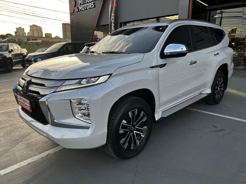 Mitsubishi-PAJERO SPORT-2.4 16V MIVEC TURBO DIESEL HPE-S AWD AUTOMÁTICO