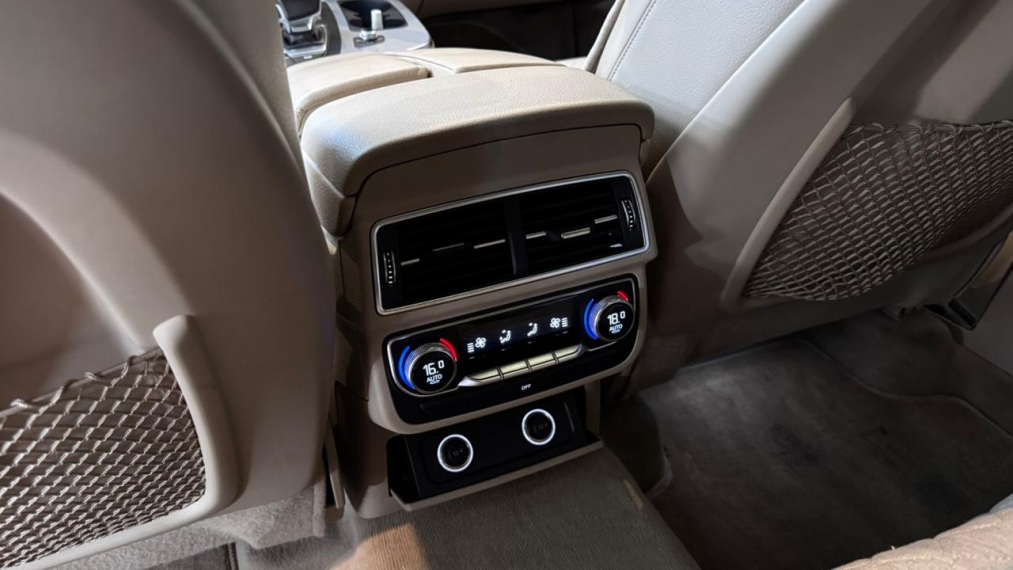 Audi-Q7-3.0 TFSI AMBITION V6 24V GASOLINA 4P TIPTRONIC