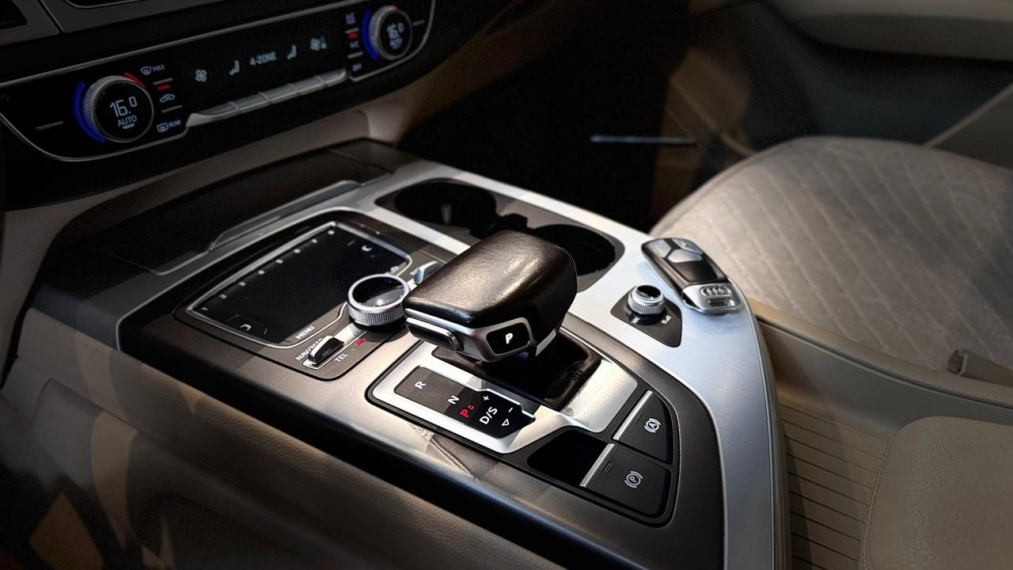 Audi-Q7-3.0 TFSI AMBITION V6 24V GASOLINA 4P TIPTRONIC