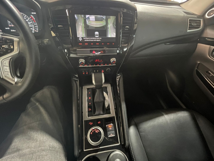 Mitsubishi-PAJERO SPORT-2.4 16V MIVEC TURBO DIESEL LEGEND AWD AUTOMÁTICO