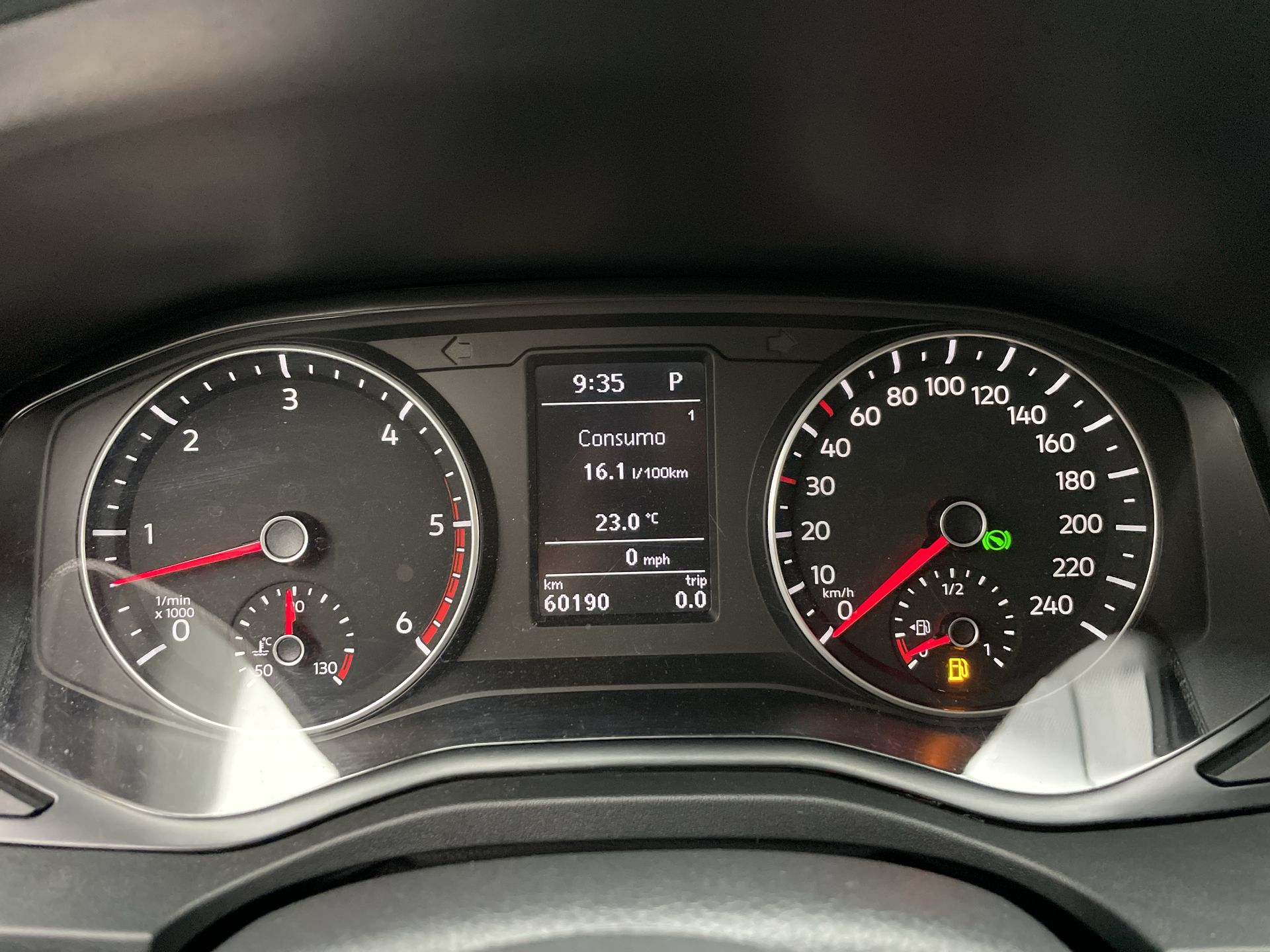 VW - Volkswagen-AMAROK-AMAROK Comfor. 3.0 V6 TDI 4x4 Dies. Aut.