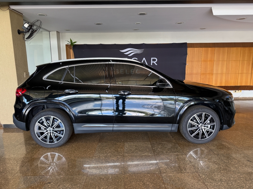 Mercedes-Benz-EQA 250-66,5 KW ELÉTRICO