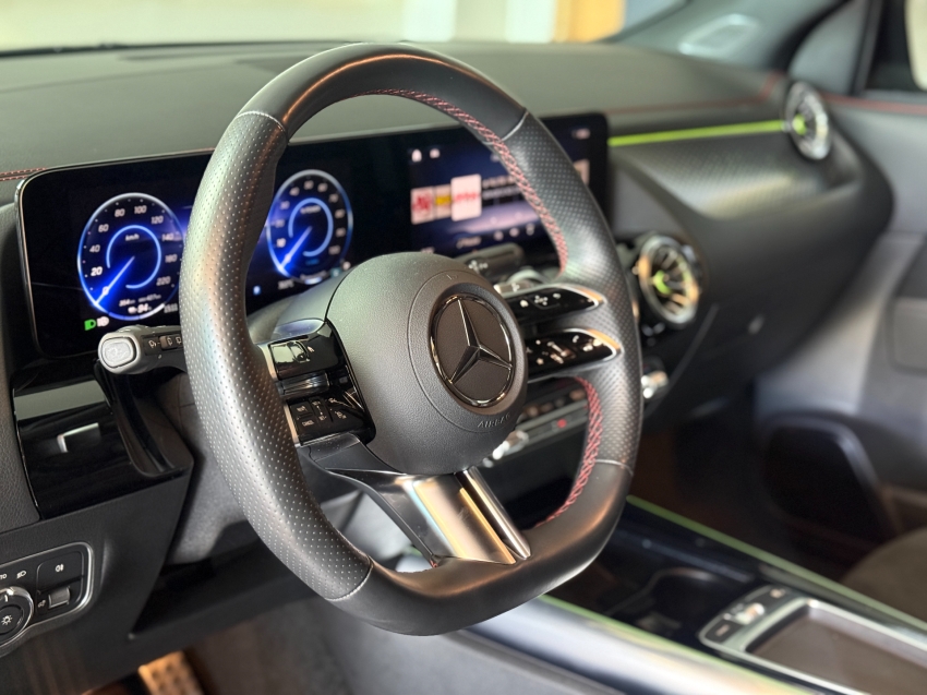 Mercedes-Benz-EQA 250-66,5 KW ELÉTRICO