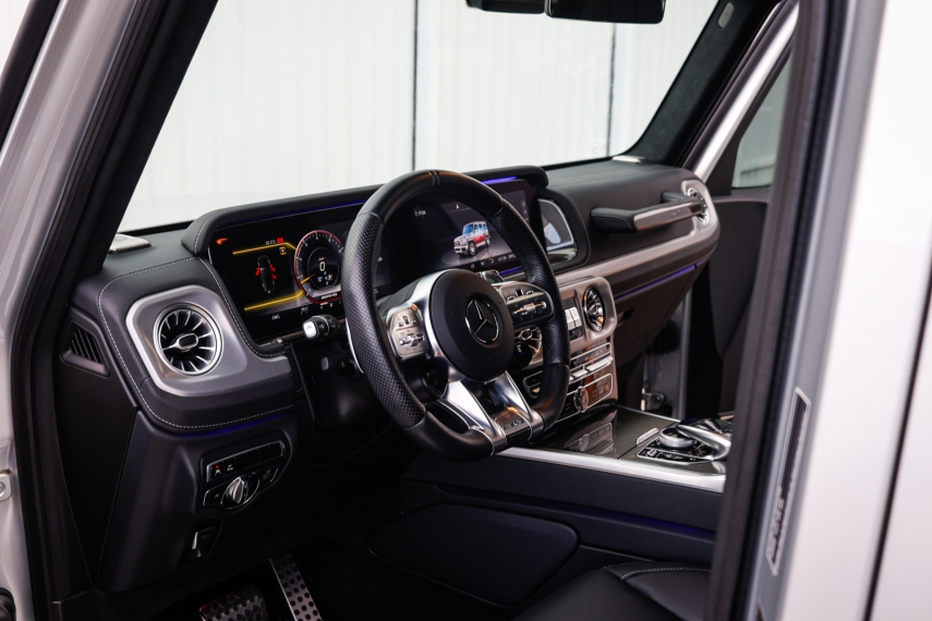 Mercedes-Benz-G 63 AMG-4.0 V8 TURBO GASOLINA 4MATIC SPEEDSHIFT