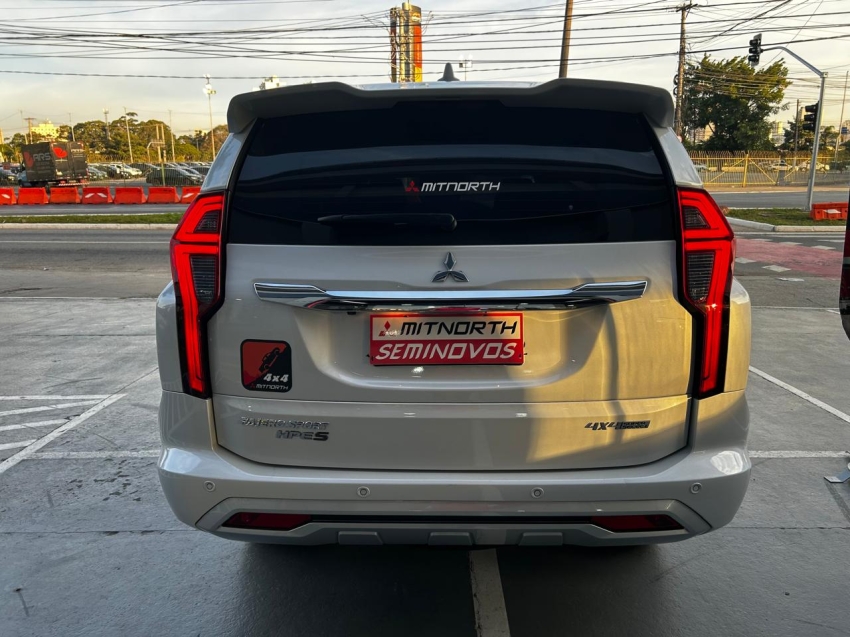 Mitsubishi-PAJERO SPORT-2.4 16V MIVEC TURBO DIESEL HPE-S AWD AUTOMÁTICO