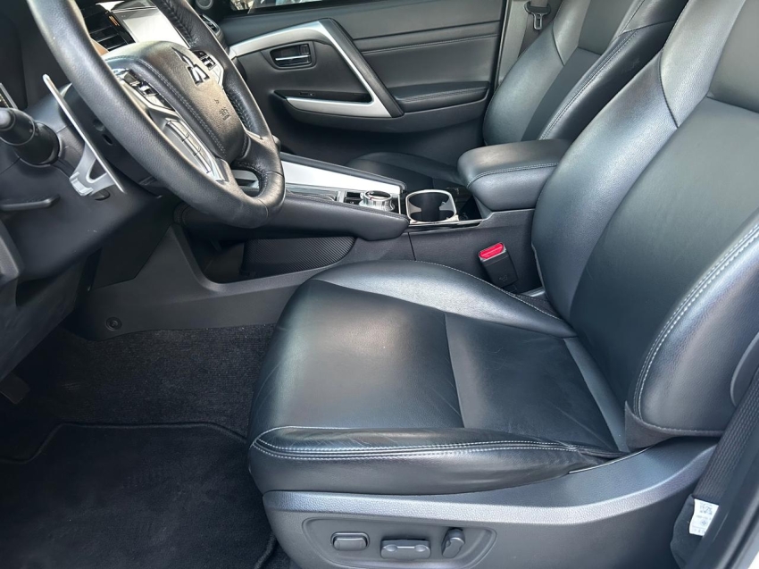 Mitsubishi-PAJERO SPORT-2.4 16V MIVEC TURBO DIESEL HPE-S AWD AUTOMÁTICO