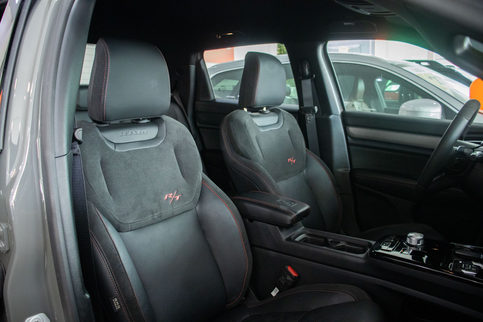 RAM-RAMPAGE-RAMPAGE R/T HURRIC. 4 2.0 TB CD 4X4 Aut.