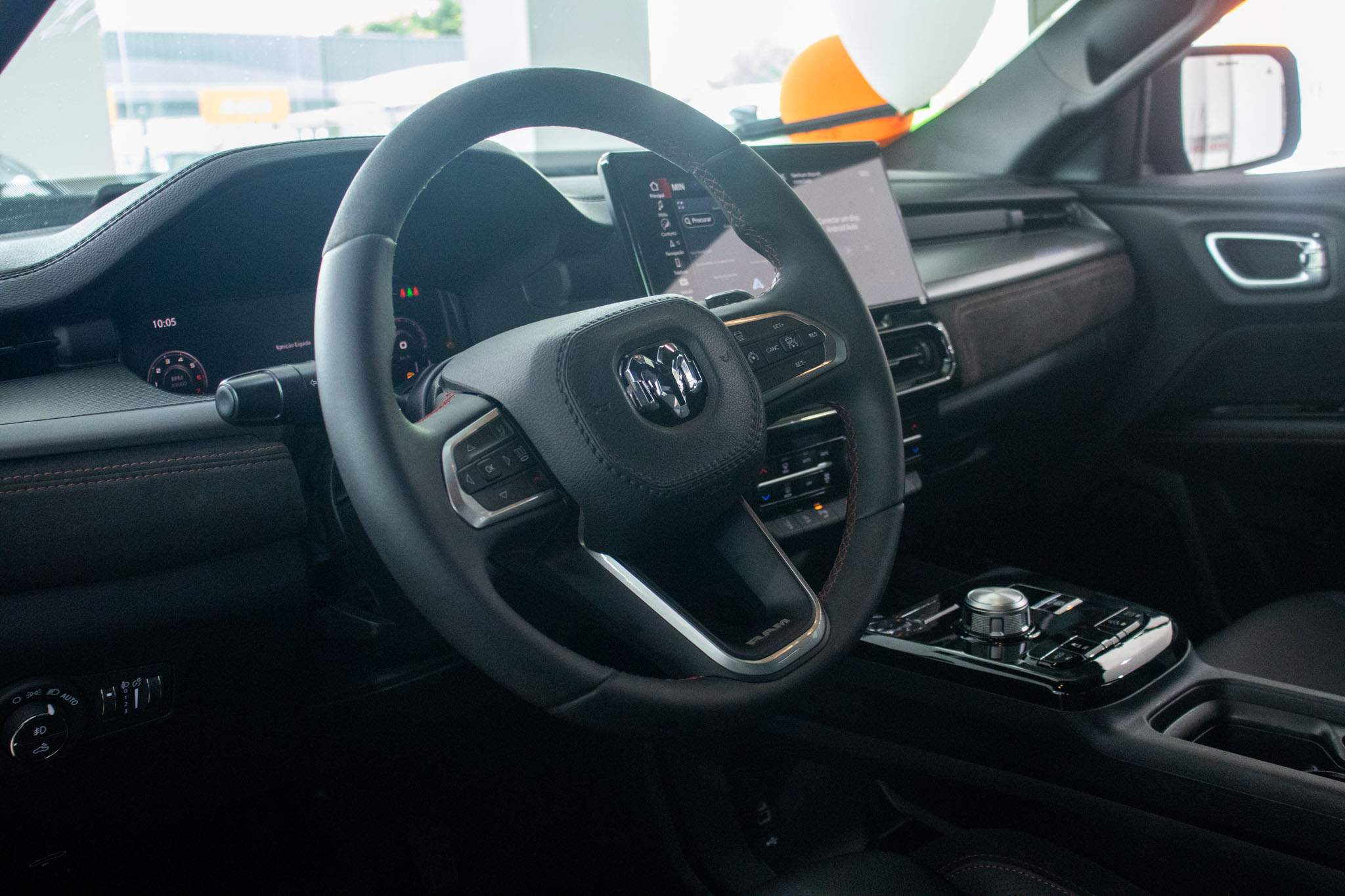 RAM-RAMPAGE-RAMPAGE R/T HURRIC. 4 2.0 TB CD 4X4 Aut.