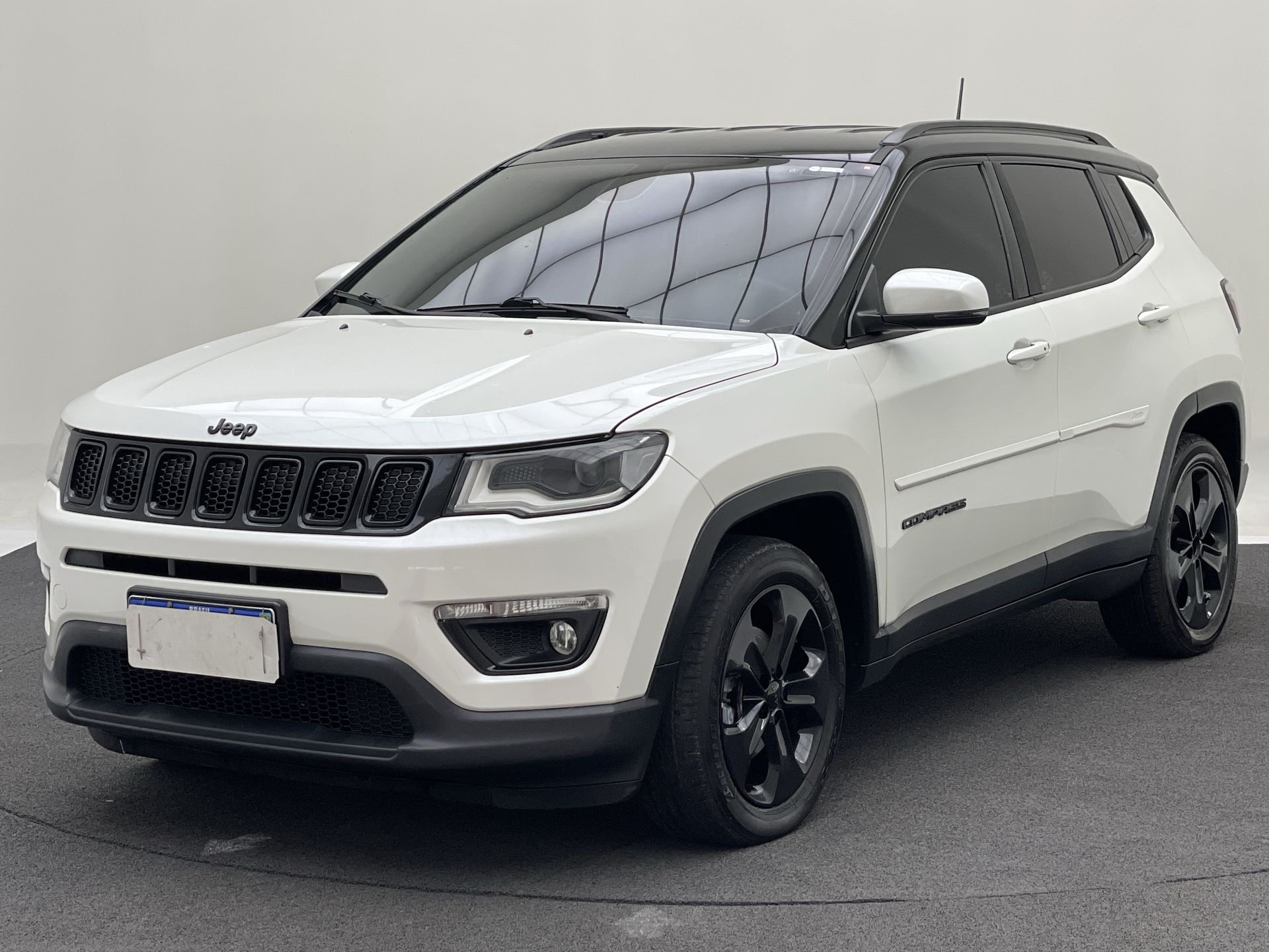 COMPASS Night Eagle 2.0 4x2 Flex 16V Aut