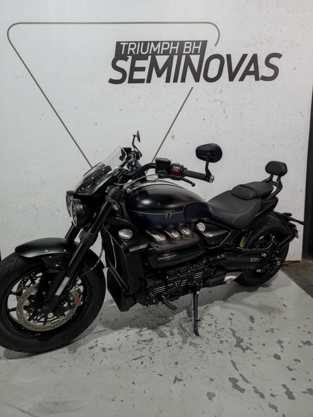 TRIUMPH-ROCKET-ROCKET III STORM Edition GT 2500cc