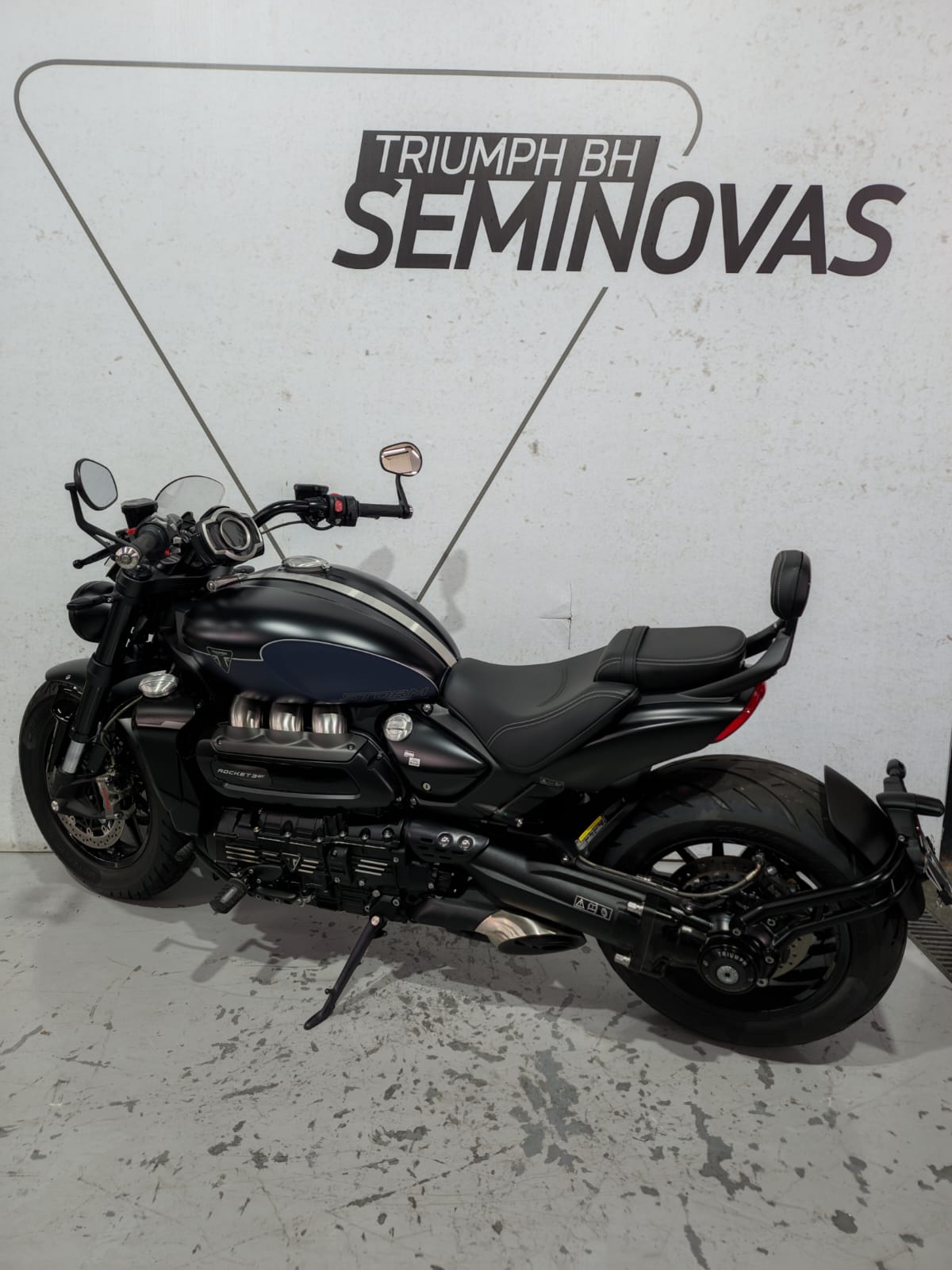 TRIUMPH-ROCKET-ROCKET III STORM Edition GT 2500cc