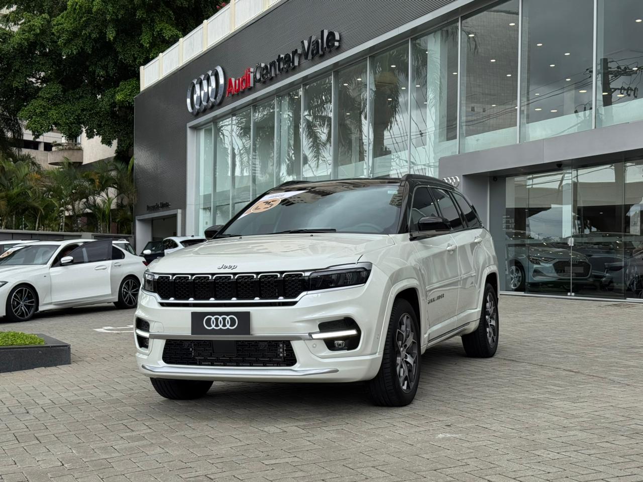 Jeep-COMMANDER-Commander Overland T270 1.3 TB Flex Aut.