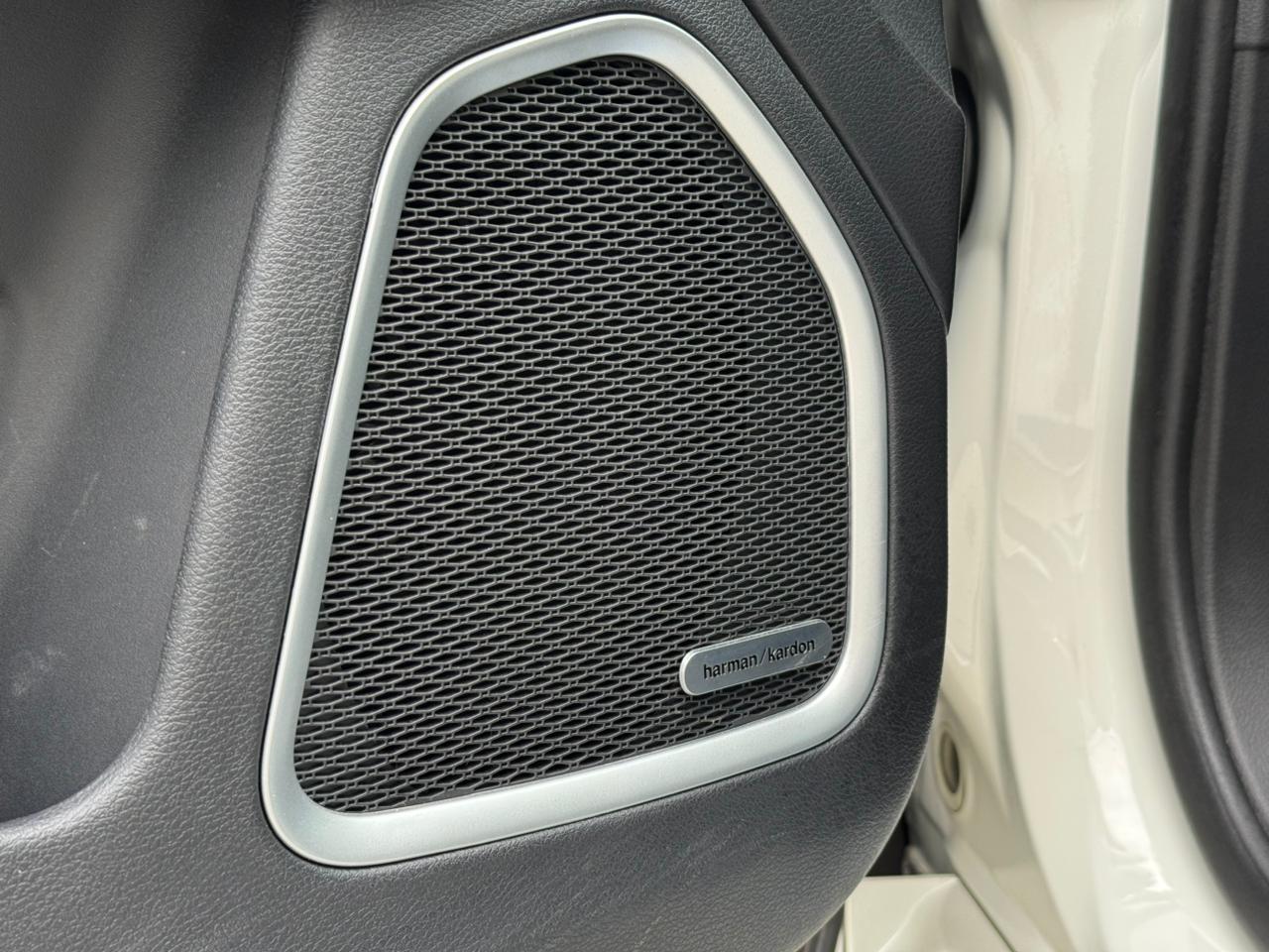 Jeep-COMMANDER-Commander Overland T270 1.3 TB Flex Aut.