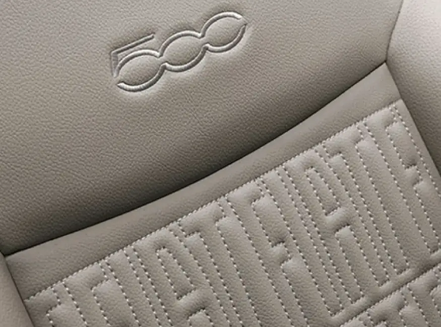 Banco de couro ecológico