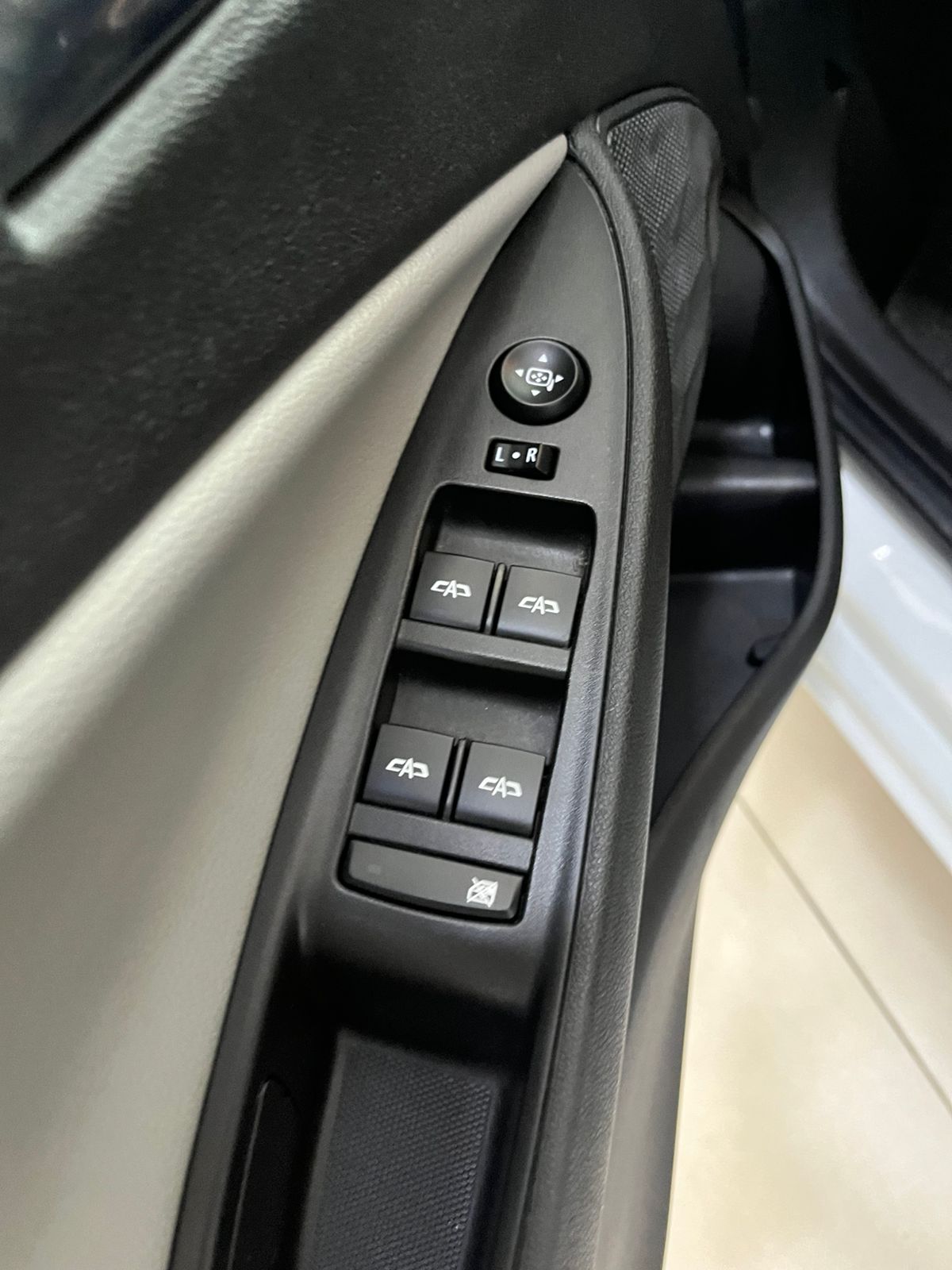 GM - Chevrolet-ONIX-ONIX HATCH 1.0 12V TB Flex 5p Aut.