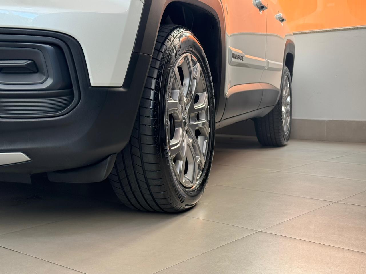 Jeep-RENEGADE-Renegade Long. T270 1.3 TB 4x2 Flex Aut.