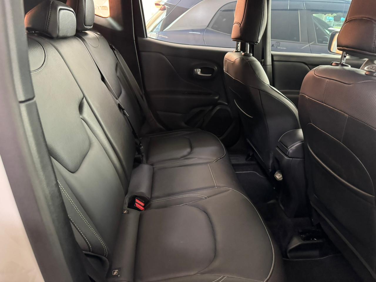 Jeep-RENEGADE-Renegade Long. T270 1.3 TB 4x2 Flex Aut.