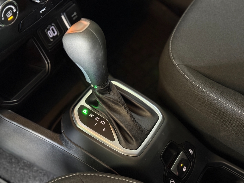 Jeep-RENEGADE-1.3 T270 TURBO FLEX AT6