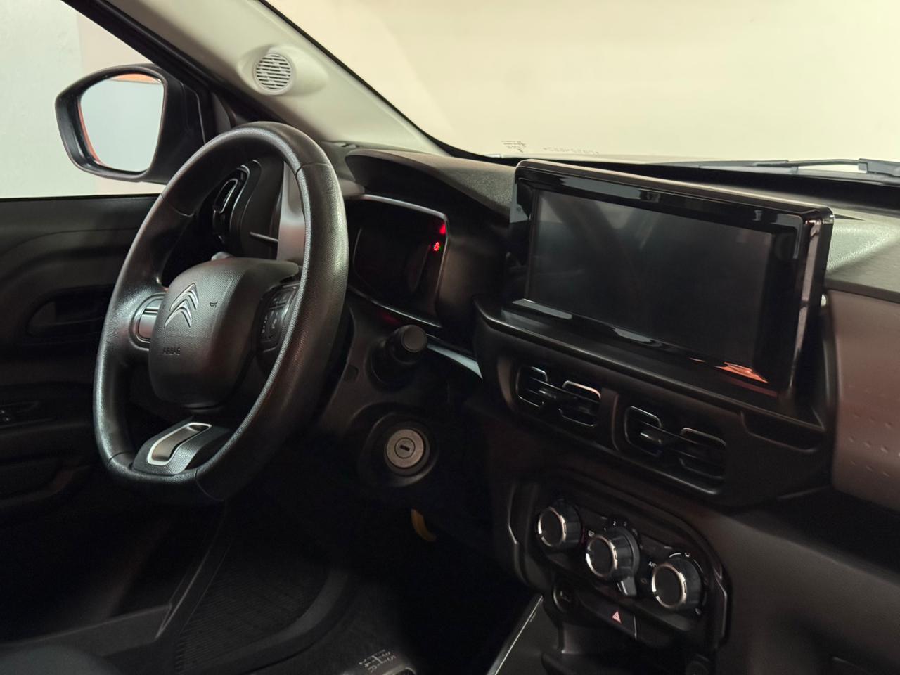 Citroën-C3-C3 Live Pack 1.0 Flex 6V 5p Mec.