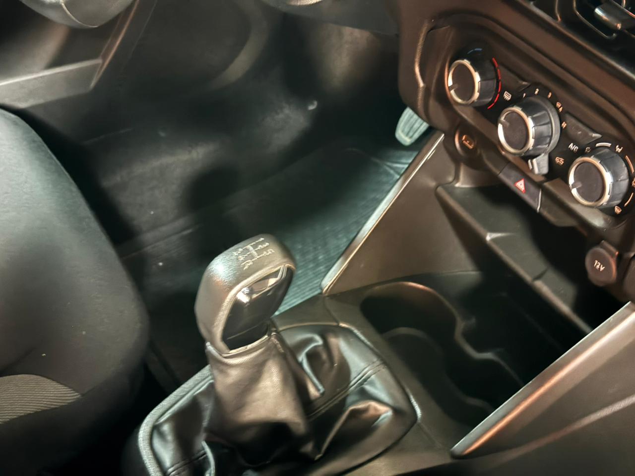 Citroën-C3-C3 Live Pack 1.0 Flex 6V 5p Mec.