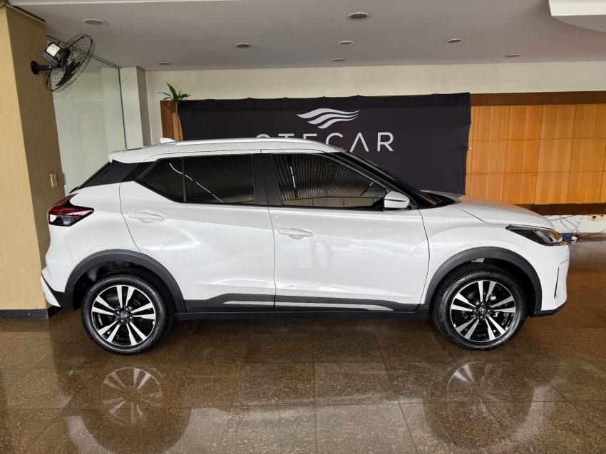 Nissan-KICKS PLAY-1.6 16V FLEXSTART SENSE XTRONIC