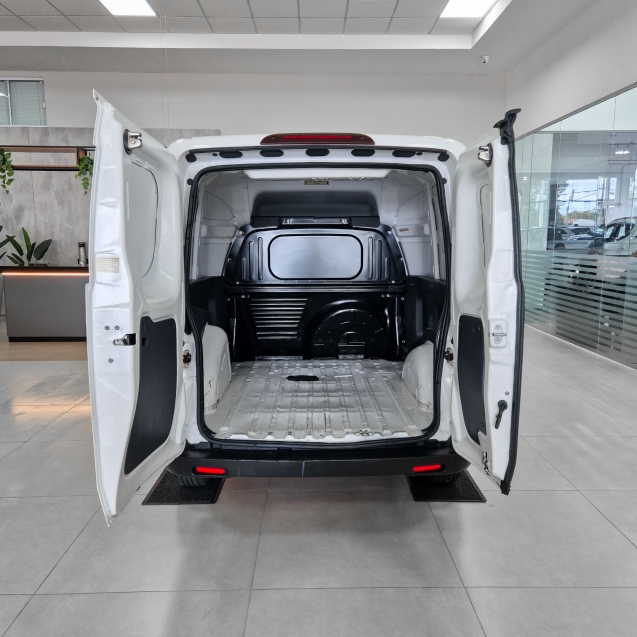 Fiat-FIORINO-1.4 MPI FURGÃO ENDURANCE 8V FLEX 2P MANUAL