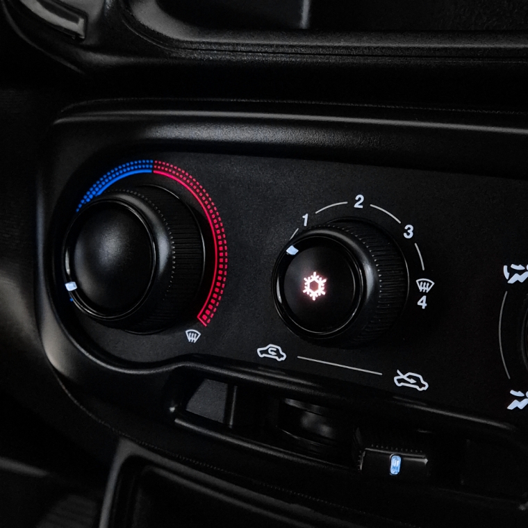 Fiat-FIORINO-1.4 MPI FURGÃO ENDURANCE 8V FLEX 2P MANUAL