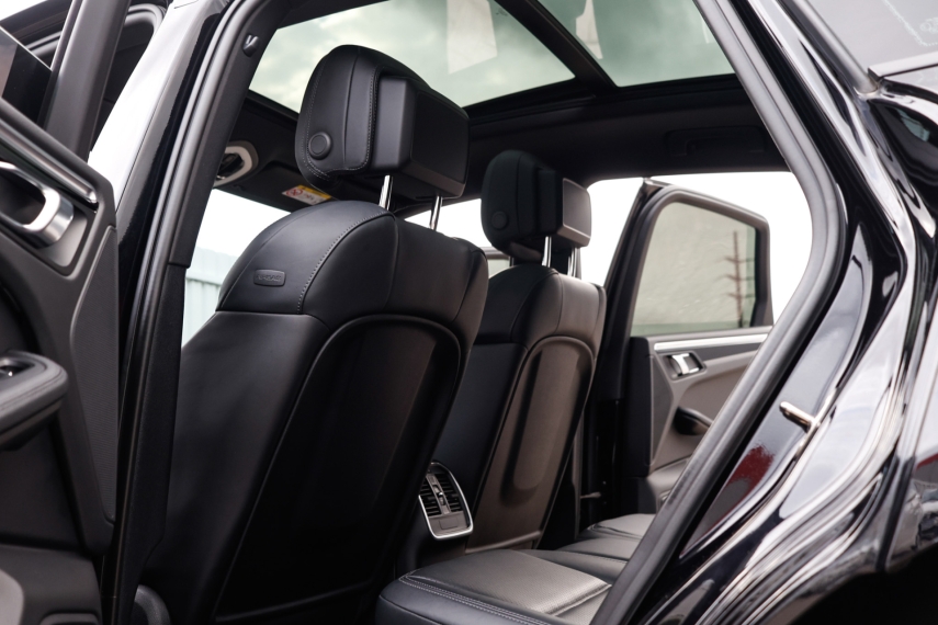 Porsche-MACAN-2.0 TURBO GASOLINA PDK