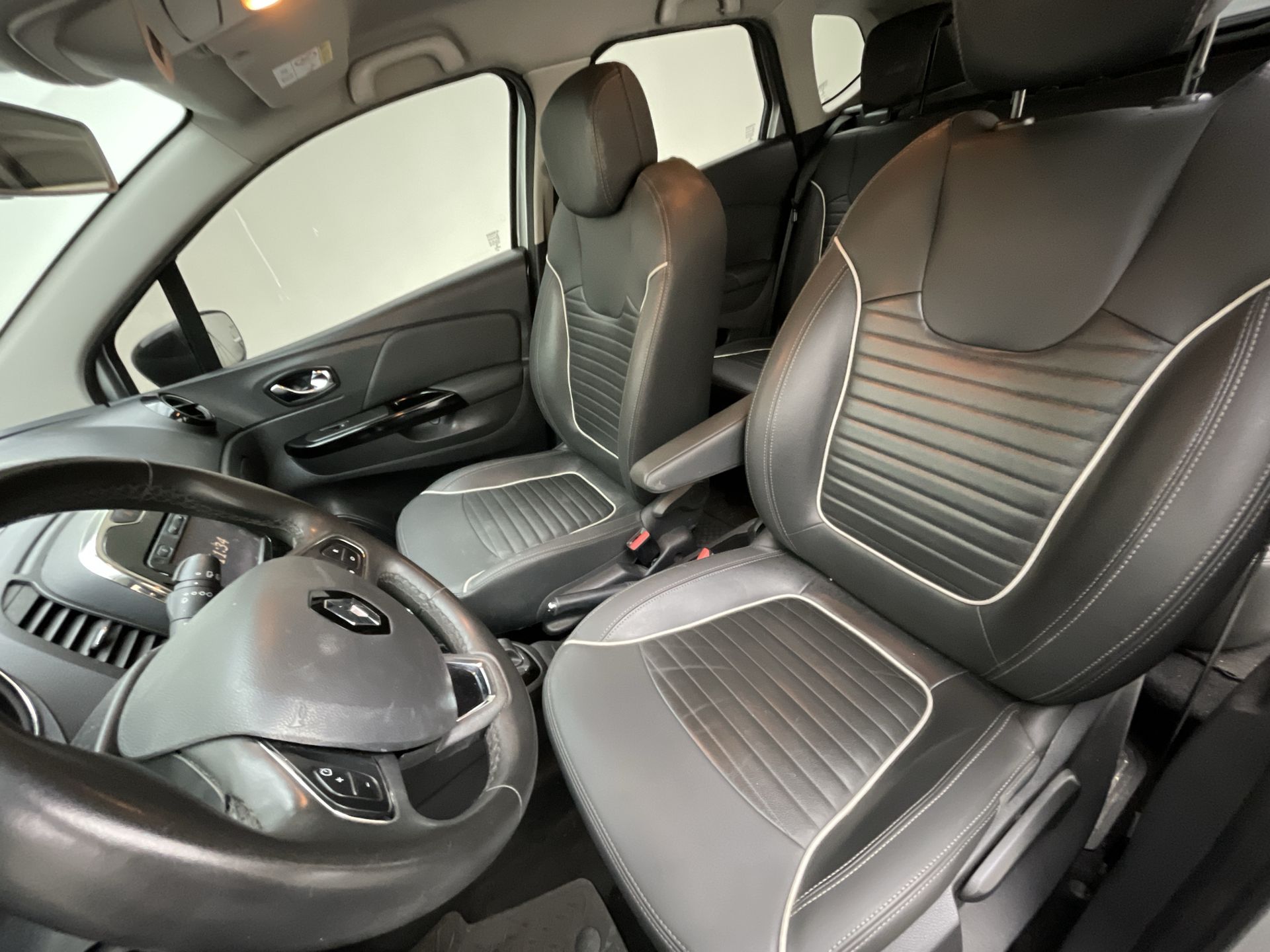 CAPTUR Intense 1.6 16V Flex 5p Aut.