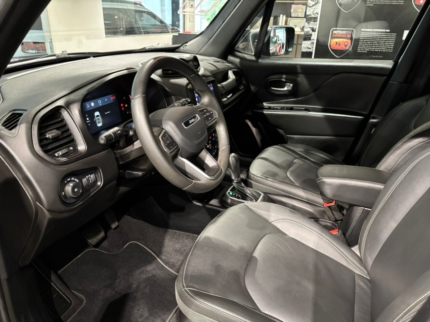 Jeep-RENEGADE-1.3 T270 TURBO FLEX S 4X4 AT9