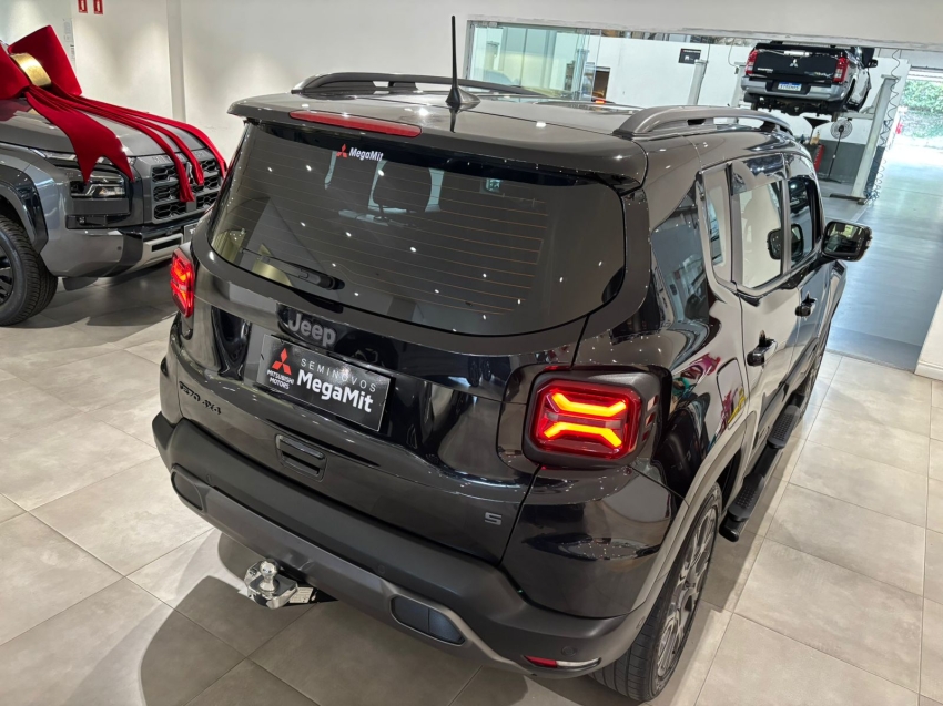 Jeep-RENEGADE-1.3 T270 TURBO FLEX S 4X4 AT9