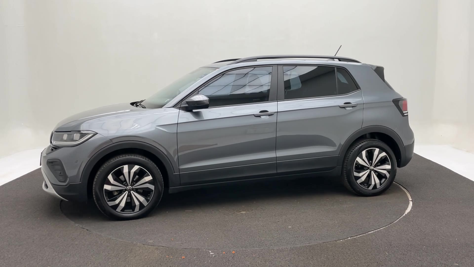 VW - Volkswagen-T-Cross-T-Cross 200 TSI 1.0  Flex 12V 5p Aut.