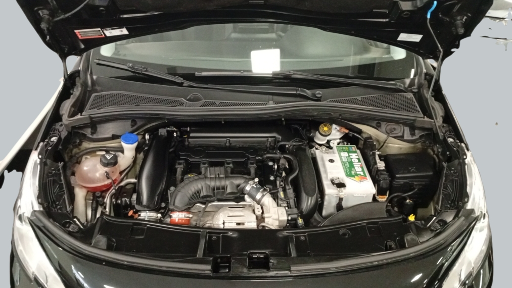 Peugeot-2008-1.6 16V THP FLEX SKYWALKER 4P AUTOMÁTICO