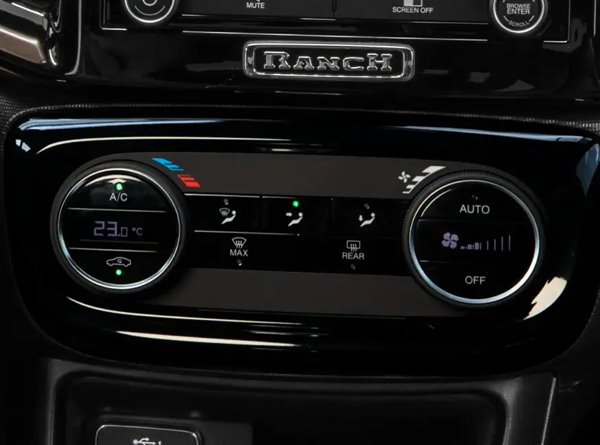 Ar-condicionado de série