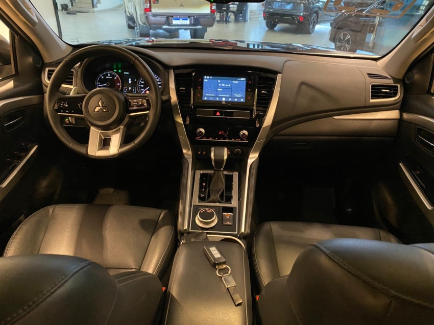 Mitsubishi-PAJERO SPORT-2.4 16V MIVEC TURBO DIESEL HPE-S AWD AUTOMÁTICO