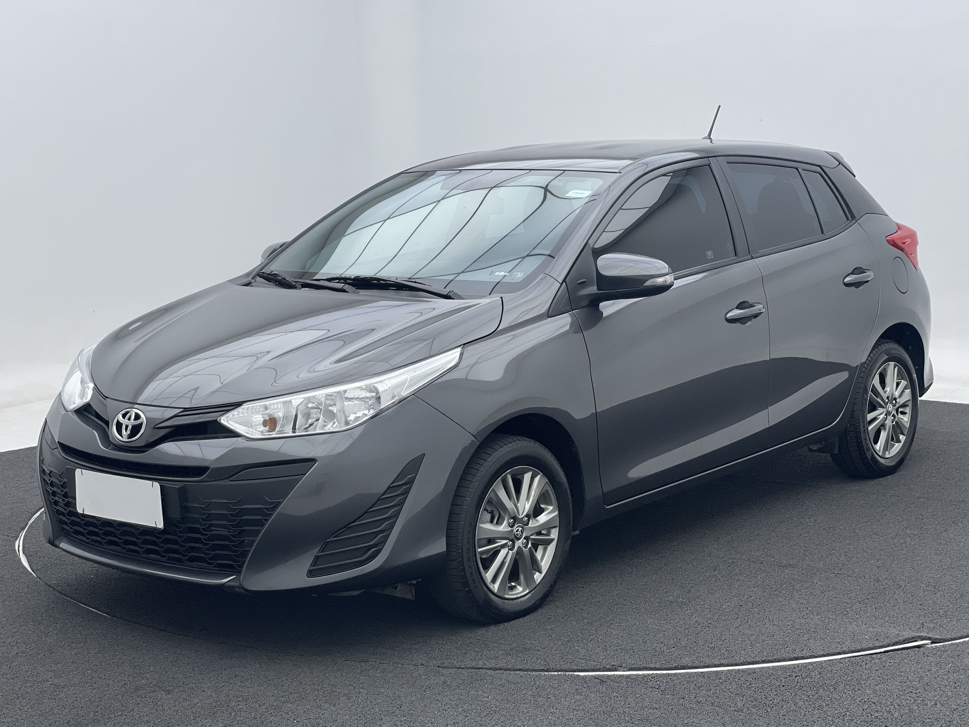 YARIS XL Plus Con. 1.5 Flex 16V 5p Aut.