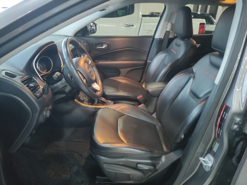 Jeep-COMPASS-2.0 16V DIESEL TRAILHAWK 4X4 AUTOMÁTICO