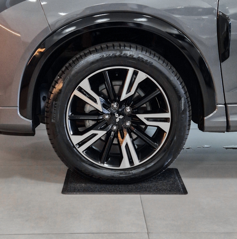 Mitsubishi-ECLIPSE CROSS-1.5 MIVEC TURBO GASOLINA HPE-S S-AWC CVT