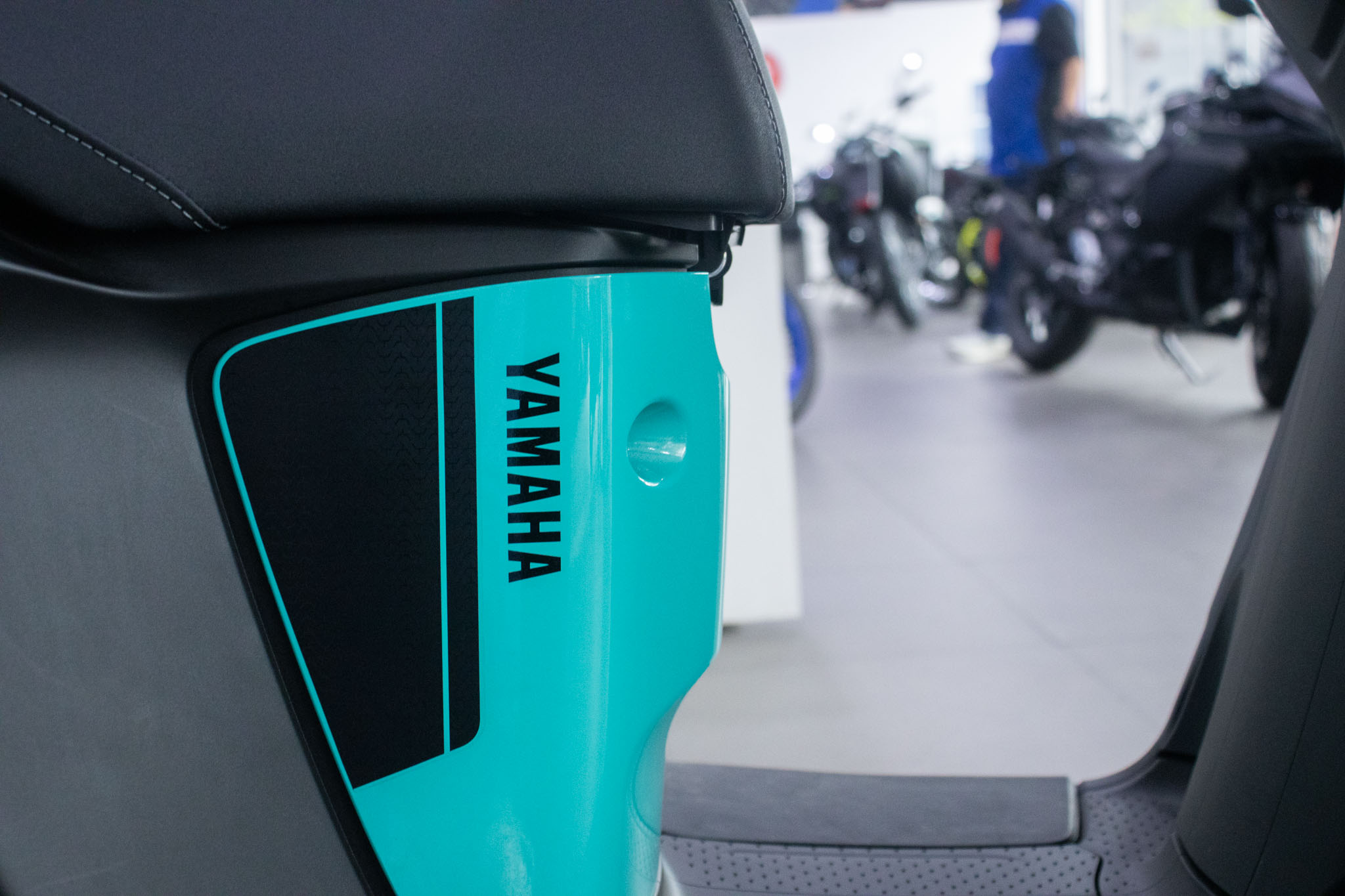 YAMAHA-NEOS-NEOS CONNECTED (Elétrica)