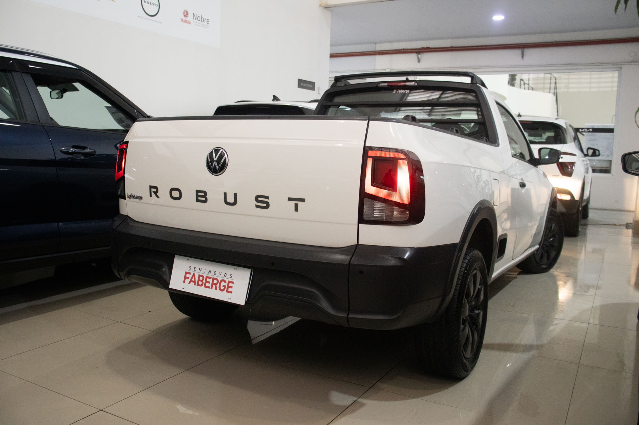 VW - Volkswagen-Saveiro-Saveiro Robust 1.6 Total Flex 16V