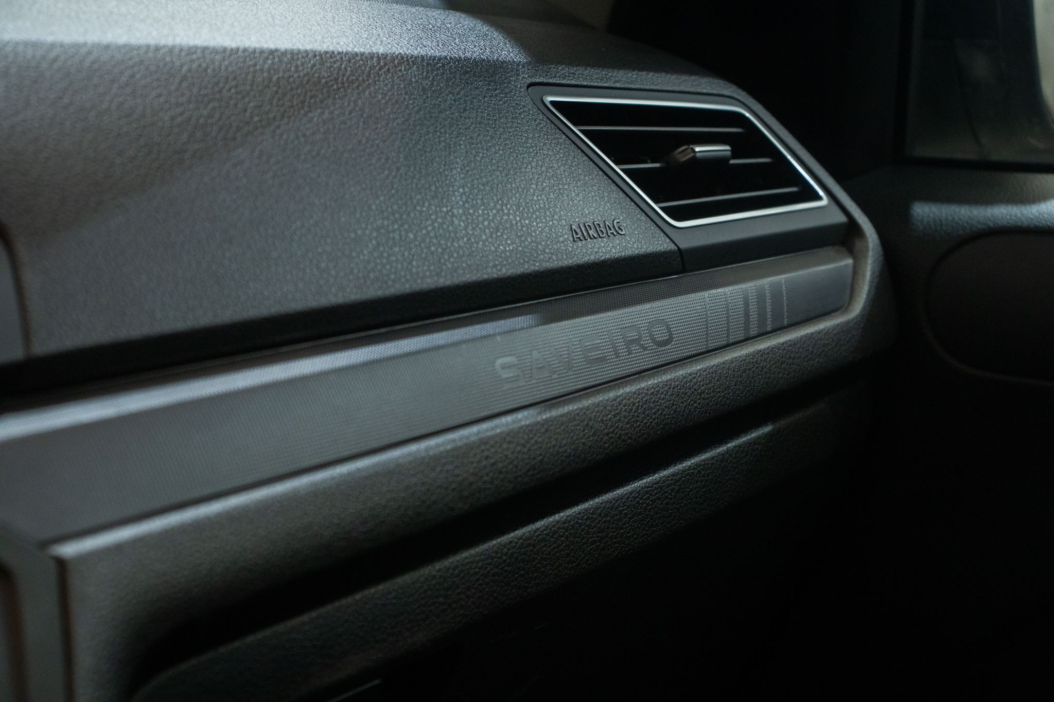 VW - Volkswagen-Saveiro-Saveiro Robust 1.6 Total Flex 16V