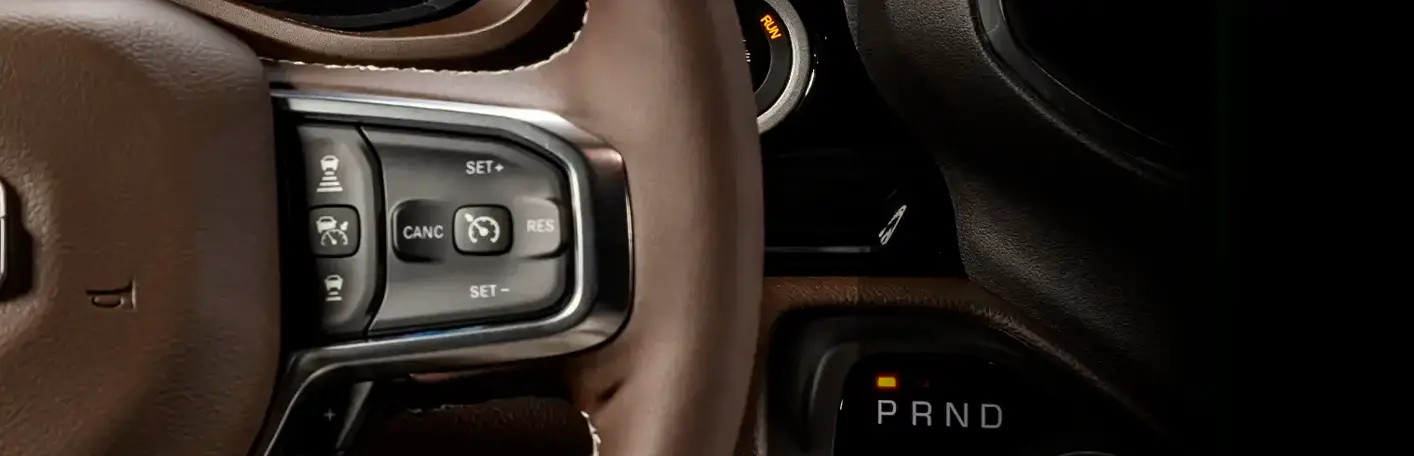 PILOTO AUTOMÁTICO ADAPTATIVO